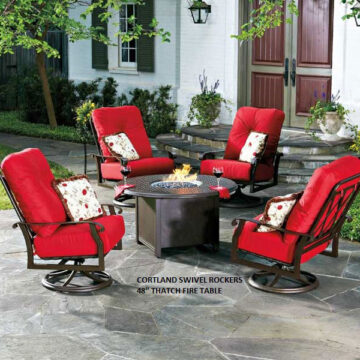Cortland 5PC Chat w/48" Thatch Top Fire Table