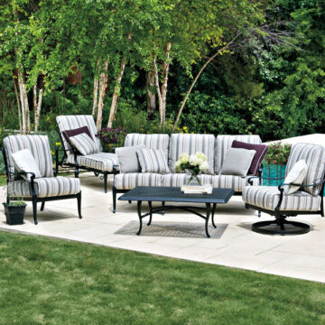 Wiltshire Cast Aluminum Lounge Set by Woodard