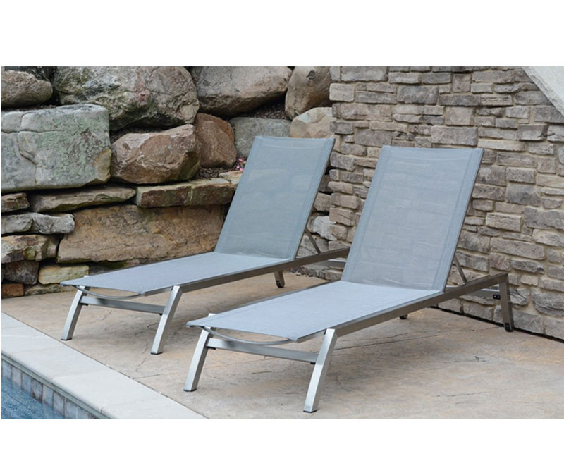 Avanti Lounger by Three Birds