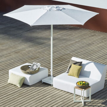 Jardinico 9 ft Hexagon Center Post Push-Up/ No Tilt Aluminum Umbrella w/base