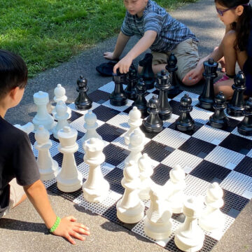 OUTDOOR MINI GIANT CHESS SET BY KETTLER INTERNATIONAL