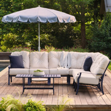 Cortland 7PC Seating Group By Woodard