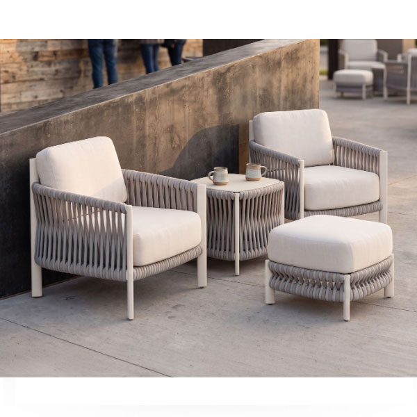 Eve Swivel Lounge Chair by Woodard