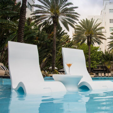 Signature Chair by Ledge Lounger