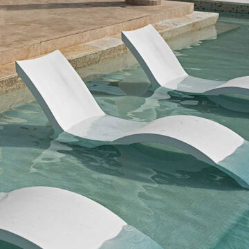 Signature Chaise Deep by Ledge Lounger